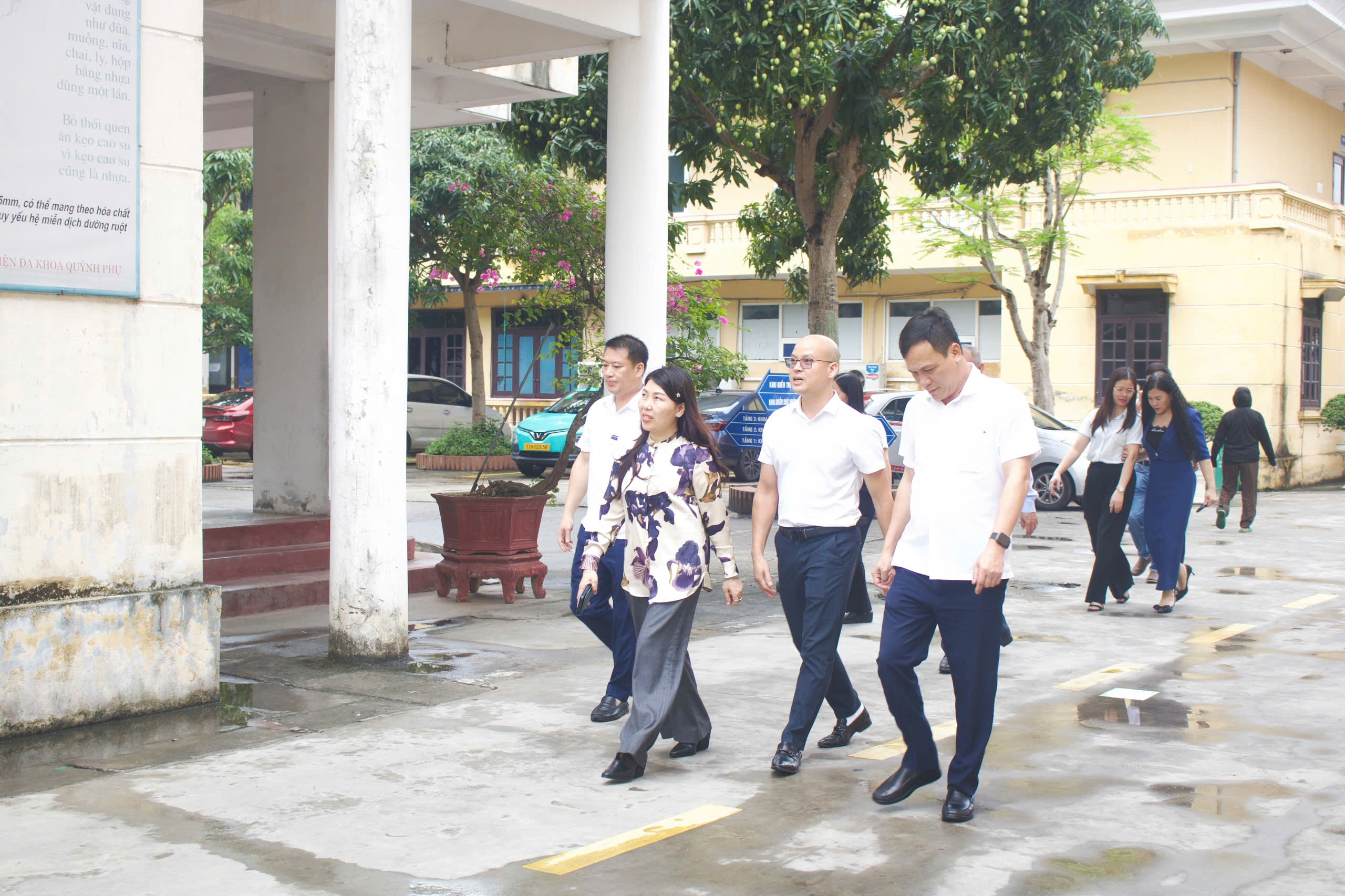 SỞ Y TẾ TỈNH HƯNG YÊN THĂM VÀ LÀM VIỆC TẠI BỆNH VIỆN ĐA KHOA QUỲNH PHỤ