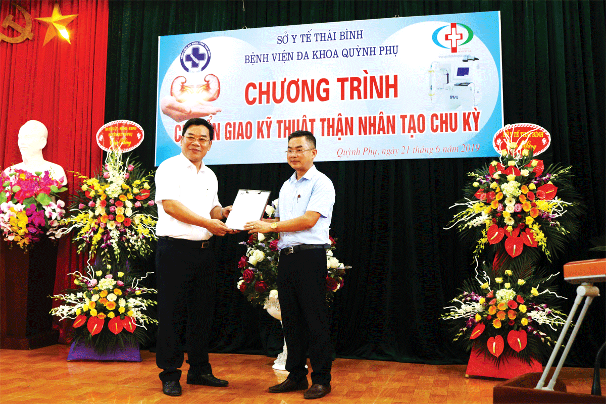 Chuyển giao kỹ thuật thận nhân tạo chu kỳ giữa BVĐK Tỉnh Thái Bình và BVĐK Quỳnh Phụ